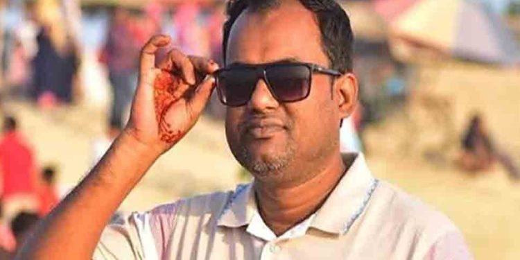 দুই উপদেষ্টার গাড়ি আটকে বিক্ষোভ : যুবদল নেতা বহিষ্কার