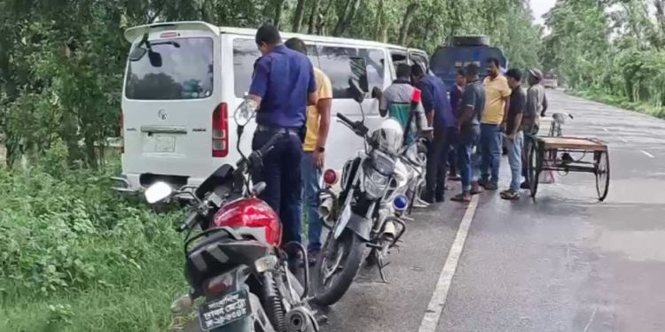 গোপালগঞ্জে পৃথক তিন সড়ক দুর্ঘটনায় বাবা-মেয়েসহ নি'হত ৩