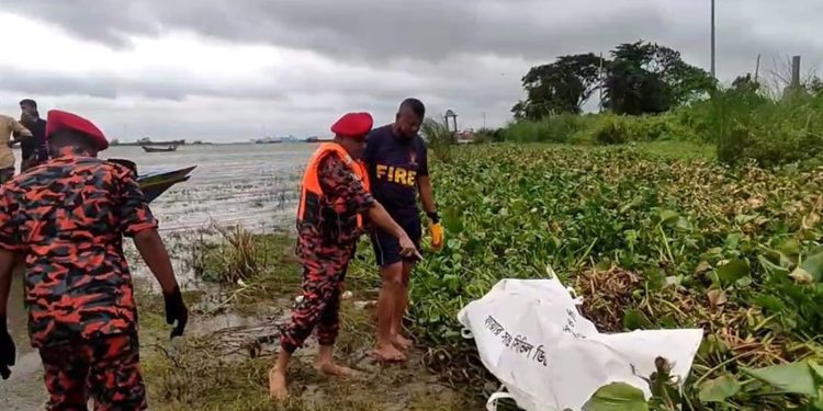 লঞ্চঘাটে পা পিছলে নদীতে পড়ে নিখোঁজ যুবকের ম'রদেহ ২৯ ঘণ্টা পর উদ্ধার