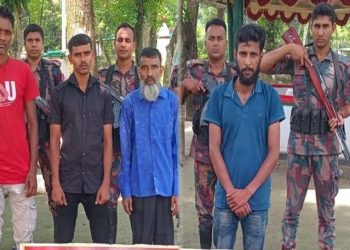 সীমান্তে ভারত থেকে অনুপ্রবেশের সময় দালালসহ ৬ জন আ'টক