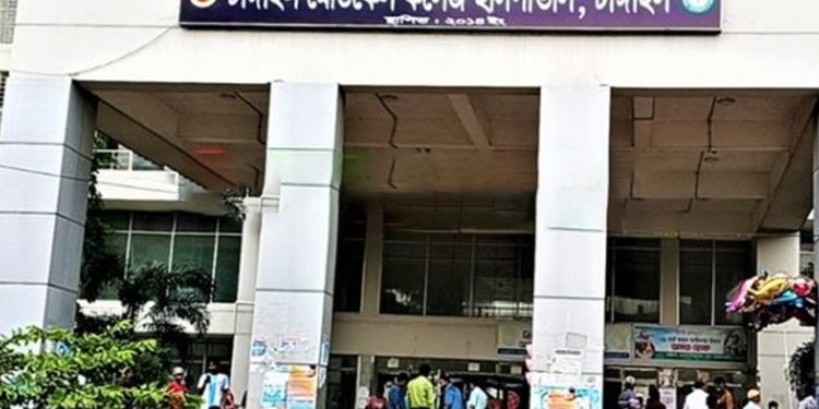 টাঙ্গাইলে নতুন করে ৬৫০ করোনা সনাক্তকরণ কিট সরবরাহ