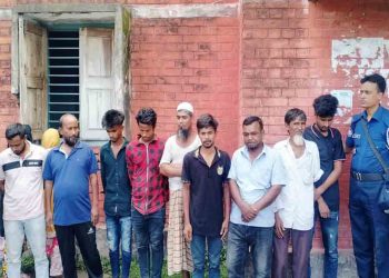 পাবনা মানসিক হাসপাতালে দালাল ধরতে অভিযান ৯ আ'টক