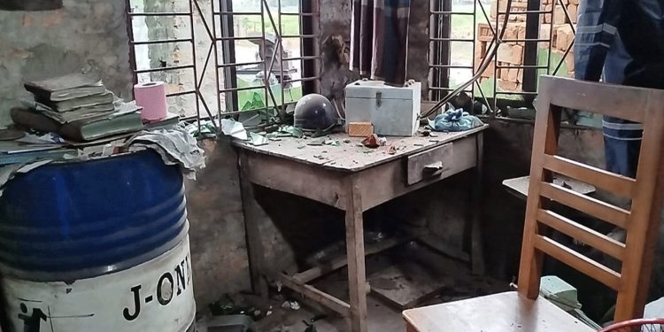 বগুড়ায় জামায়াত নেতার ইটভাটায় হা'মলা ও লুটপাট আ'হত ৪