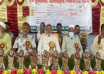 গণতন্ত্রের পথে দেশ শিক্ষক সমাজকে ঐক্যবদ্ধ থাকার আহ্বান বিএনপি নেতা আবুল কালাম আজাদ