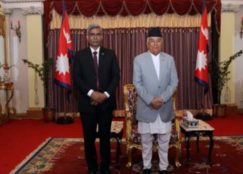 নেপালে পরিচয়পত্র পেশ করলেন রাষ্ট্রদূত শফিকুর রহমান