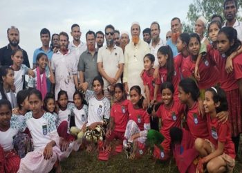 কালিহাতীতে ছেলের বাবা ও মেয়ের বাবা ফুটবল ফাইনাল ম্যাচ অনুষ্ঠিত