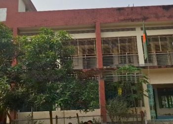কালিহাতীতে সরকারি বিদ্যালয়ের জমি দখল নীরব প্রশাসন