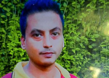 নারায়ণগঞ্জে পারিবারিক কলহে স্ত্রীকে কু'পিয়ে হ'ত্যা স্বামী থানায় আত্মসমর্পণ