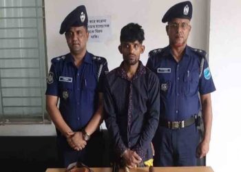 আশুলিয়ায় অ'স্ত্রসহ ‘সন্ত্রাসী’ মুন্না শেখ গ্রে'প্তা'র