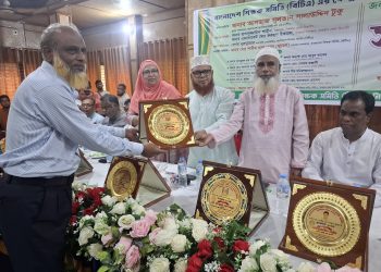 মানহীন কারিকুলামের জন্য গত বছর মাধ্যমিকে ২৫ শতাংশ শিক্ষার্থী ঝড়ে পড়েছে