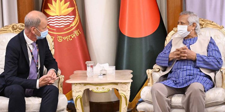 বাংলাদেশে প্রবৃদ্ধি ও নারীর ক্ষমতায়নে সমর্থন বাড়াবে বিশ্বব্যাংক