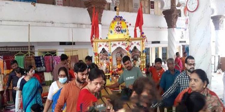 টাঙ্গাইলে উল্টো রথটানের মধ্য দিয়ে শ্রী শ্রী জগন্নাথদেবের রথযাত্রা উৎসব সমাপ্ত