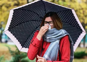 বর্ষাকালে সুস্থ থাকতে সহজ ৫টি পরামর্শ