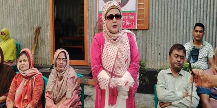 টাঙ্গাইলে সালাউদ্দিন টুকুর পক্ষে মহিলা দলের উঠান বৈঠক অনুষ্ঠিত
