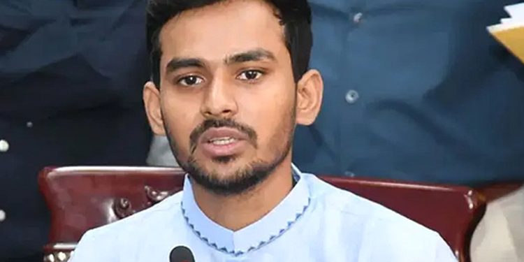 ইশরাক অপপ্রচারে লিপ্ত অভিযোগ অন্তর্বর্তী সরকারের উপদেষ্টার