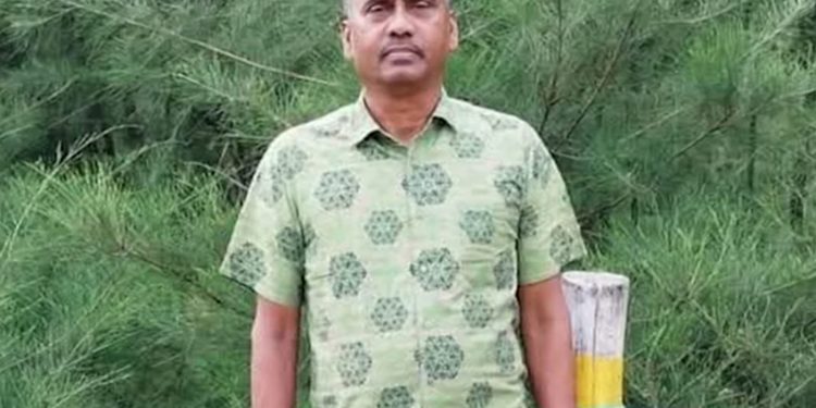 নয়াবাড়ি ইউনিয়ন সাবেক বিএনপির সাবেক সভাপতি হারুনুর রশিদকে গু'লি ও কু'পিয়ে হ'ত্যা
