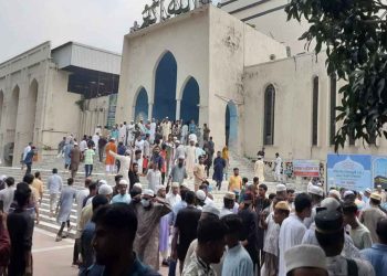 জুলাই শহীদ দিবস: দেশজুড়ে বিশেষ দোয়া ও মোনাজাতের আয়োজন