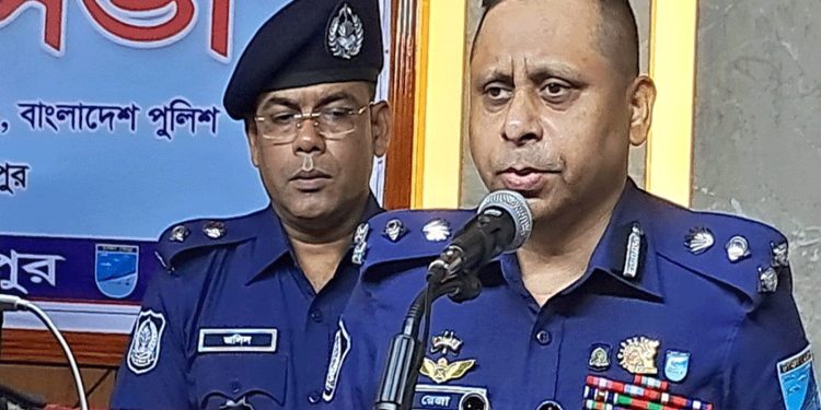 চাঁদাবাজ ও দুর্নীতিবাজদের ছাড় নয়: ঢাকা রেঞ্জ ডিআইজি