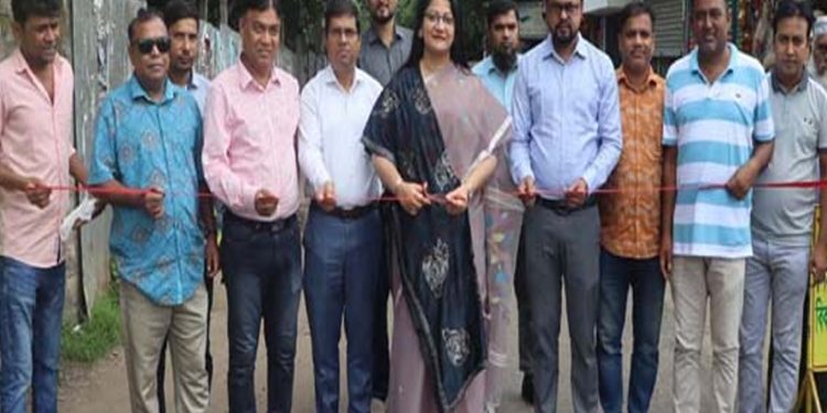 টাঙ্গাইলে সাতটি গুরুত্বপূর্ণ সড়কের সংস্কার কাজের উদ্বোধন