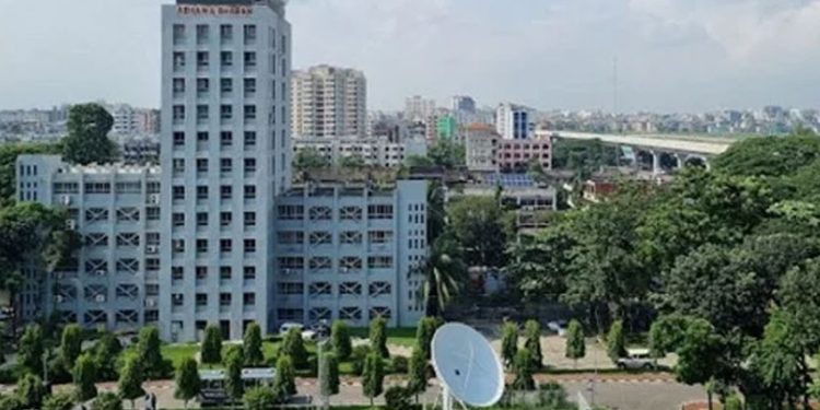 টানা পাঁচ দিনের বৃষ্টি গরম কমতে শুরু রবিবার থেকে