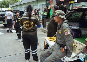 ব্যাংককে বাজারে গু'লিবর্ষণে নিহত ৫ হা'ম'লাকারীও নি'হত