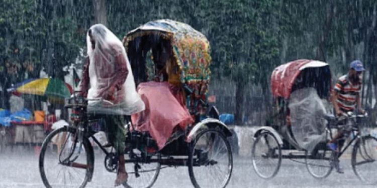 আগামী পাঁচ দিন সারা দেশে টানা বৃষ্টি চার বিভাগে অতিভারি বর্ষণের শঙ্কা