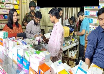 মধুপুরে ভ্রাম্যমাণ আদালতের অভিযান: ৫ দোকানিকে ৩২ হাজার টাকা জরিমানা