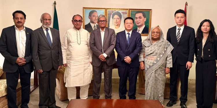 বিএনপি নেতাদের সঙ্গে চীনা রাষ্ট্রদূতের সৌজন্য সাক্ষাৎ