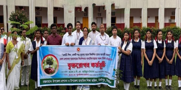 মির্জাপুরে ১২ হাজার গাছের চারা রোপণ শুরু স্কুল ও মহাসড়কে সবুজায়নের উদ্যোগ