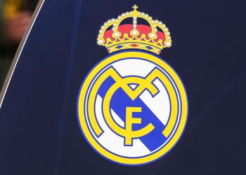 বিশ্বমানের ডিফেন্ডার খুঁজছে রিয়াল মাদ্রিদ