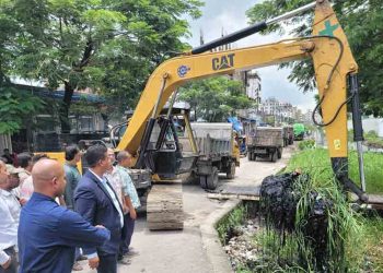 নারায়ণগঞ্জে দুই দশকের জলাবদ্ধতা নিরসনে খাল উদ্ধার কার্যক্রম শুরু