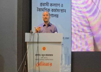 মালয়েশিয়ায় যাবে সর্বোচ্চ ৪০ হাজার কর্মী উপদেষ্টা আসিফ নজরুল