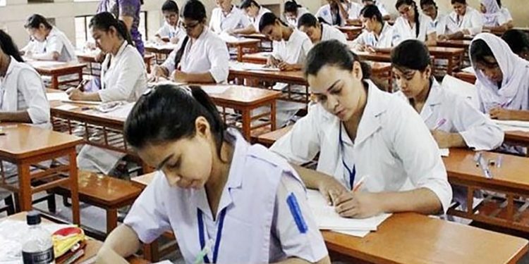 আজ দুপুরে প্রকাশিত হবে এসএসসি ও সমমানের ফলাফল