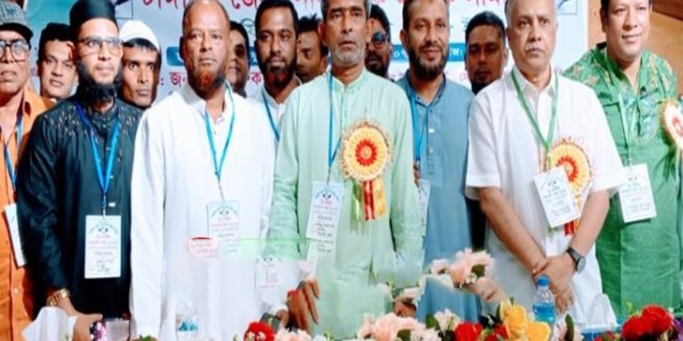 টাঙ্গাইলে পরিবেশক মালিক সমিতির ত্রি-বার্ষিক সাধারণ সভা ও নির্বাচন অনুষ্ঠিত