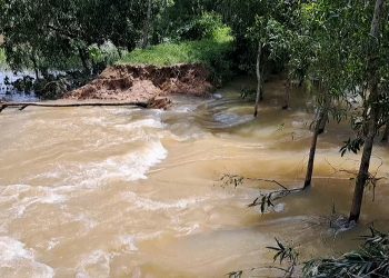 ফেনীতে বন্যা পরিস্থিতির উন্নতি ক্ষয়ক্ষতির চিহ্ন স্পষ্ট হচ্ছে