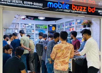 মোবাইল বাজ বিডিতে নিয়মিত ভীড়, শুক্রবার ও মঙ্গলবারে প্রযুক্তিপণ্যে বাড়তি আগ্রহ!