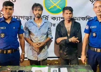 আশুলিয়ায় ভুয়া ডিবি পুলিশের ছদ্মবেশে ছি'ন'তা'ই দুইজন আ'ট'ক