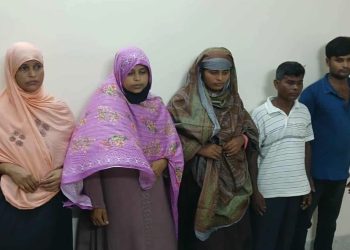 মাকে মারধরের মা'ম'লা'য় ছেলেসহ ৬ জন অভিযুক্ত