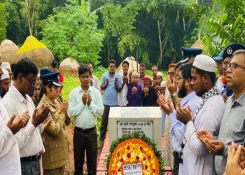 গোপালপুরে শহীদ ইমনের কবরে শ্রদ্ধা ও দোয়া