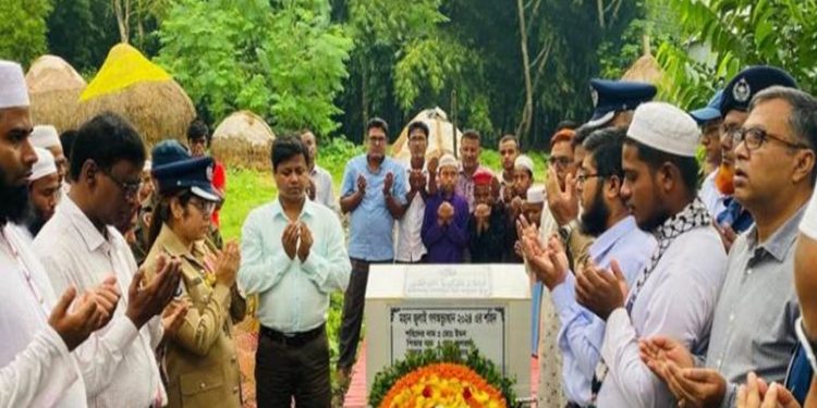 গোপালপুরে শহীদ ইমনের কবরে শ্রদ্ধা ও দোয়া