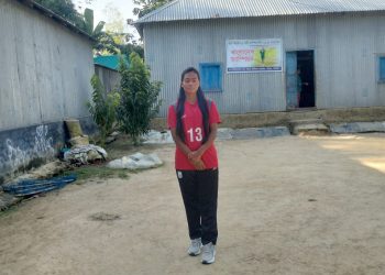 টাঙ্গাইলের সখীপুর রুপা আক্তার এখন জাতীয় নারী ফুটবল দলের তারকা