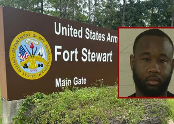 জর্জিয়ার ফোর্ট স্টুয়ার্ট সেনাঘাঁটিতে বন্দুক হামলা আহত ৫ মার্কিন সেনা