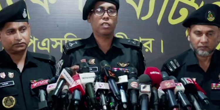 সাংবাদিক তুহিন হ'ত্যা'য় জড়িত থাকার কথা স্বীকার করেছে স্বাধীন : র‌্যাব