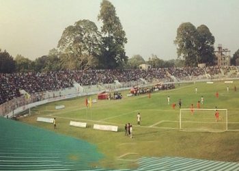 "টাঙ্গাইলে মর্নিং ফুটবল টুর্নামেন্টে ৮ নদীর নামে দল"