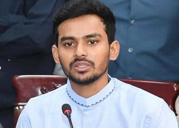 জাতীয় পার্টির ভেতর দিয়ে আওয়ামী লীগ ফেরানোর ষড়যন্ত্র চলছে: উপদেষ্টা আসিফ মাহমুদ