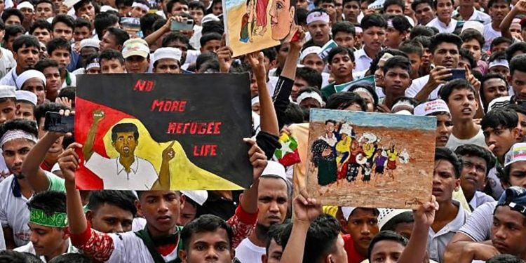 রোহিঙ্গা সংকট নিয়ে দ্বিতীয় দিনের সংলাপ: সমাধানের উপায়