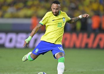 নেইমার: “আমি ফিট আমি প্রস্তুত—কাউকে প্রমাণ করার কিছু নেই”