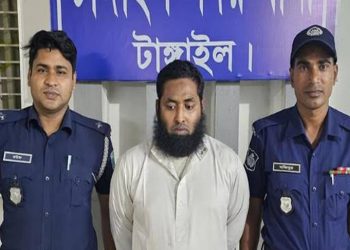 টাঙ্গাইলে ছাত্রকে বলাৎকারের অভিযোগে মাদ্রাসা শিক্ষক গ্রেপ্তার