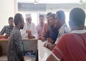 টাঙ্গাইলে অবৈধ ক্লিনিকের বিরুদ্ধে অভিযান সতর্ক নোটিশ প্রদান