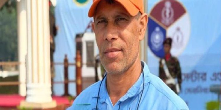 টাঙ্গাইলে ফটো সাংবাদিককে প্রকাশ্যে পি'টি'য়ে হ'ত্যা চেষ্টা